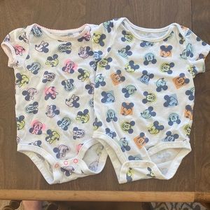 Boy girl twin bodysuit